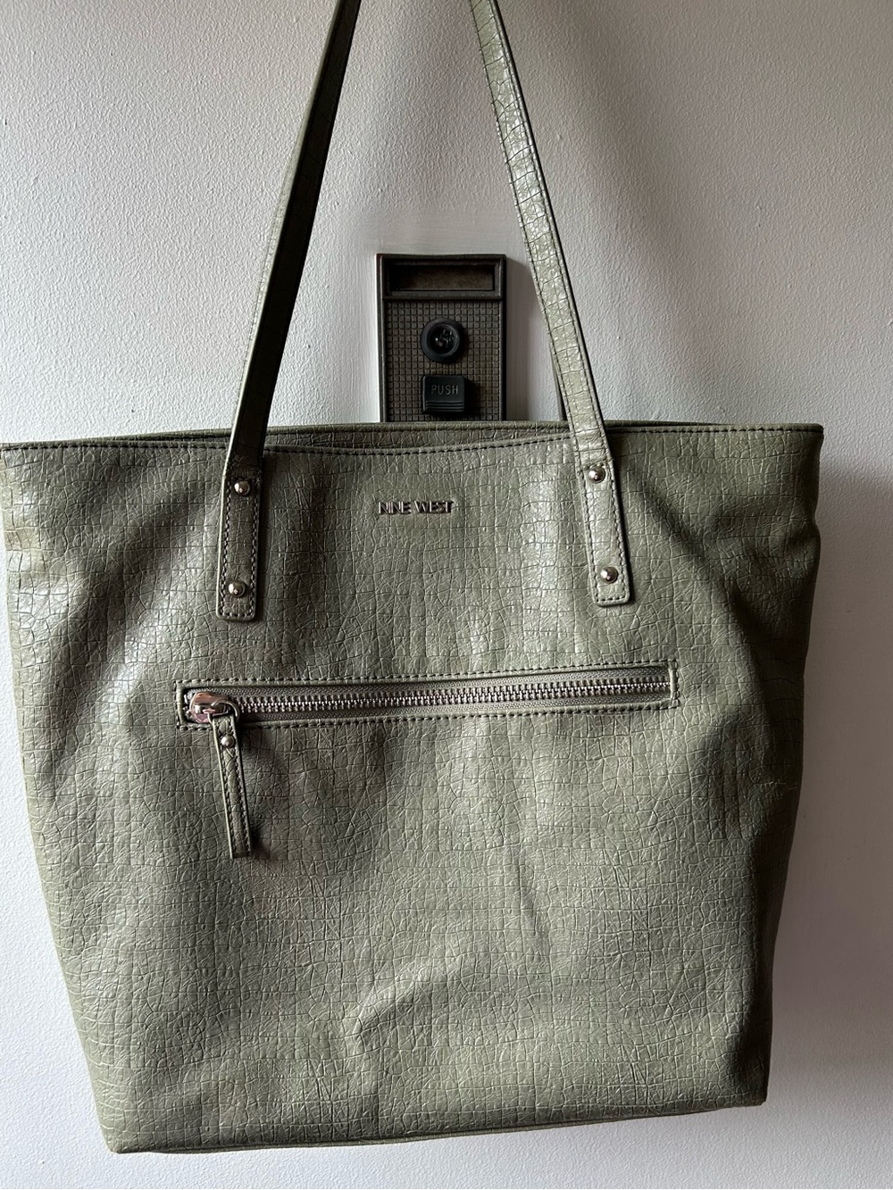 Nine West tote